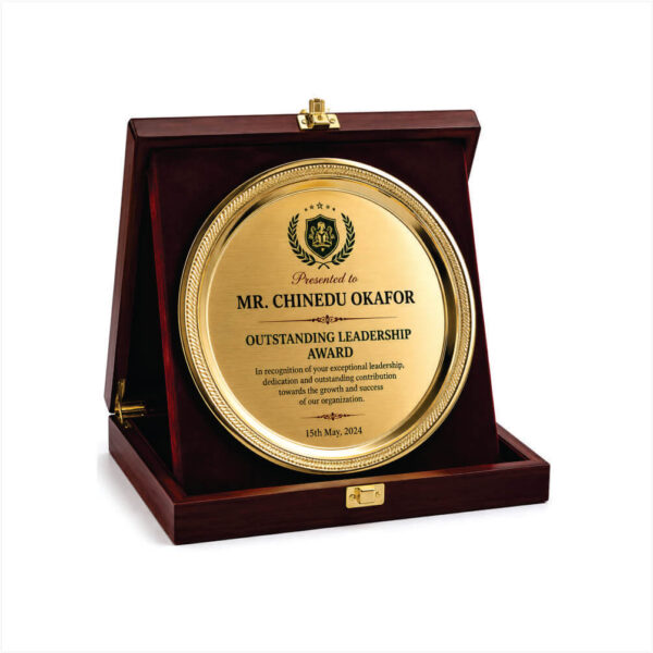 Metal Plate Memento Award in Wooden Box Metal Plate Memento Award in Wooden Box | Custom Award